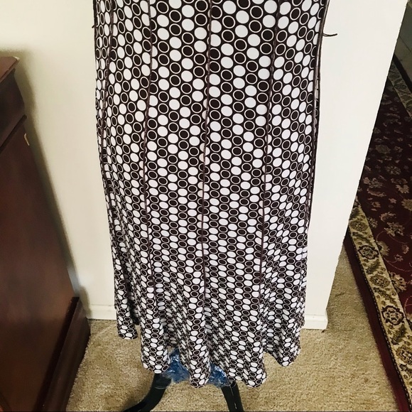 Studio sleeveless dress size: 8 - Picture 6 of 11